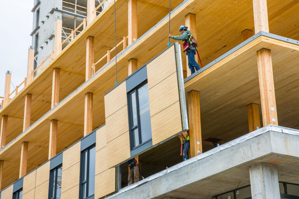 tecnologia X-LAM (Cross Laminated Timber).